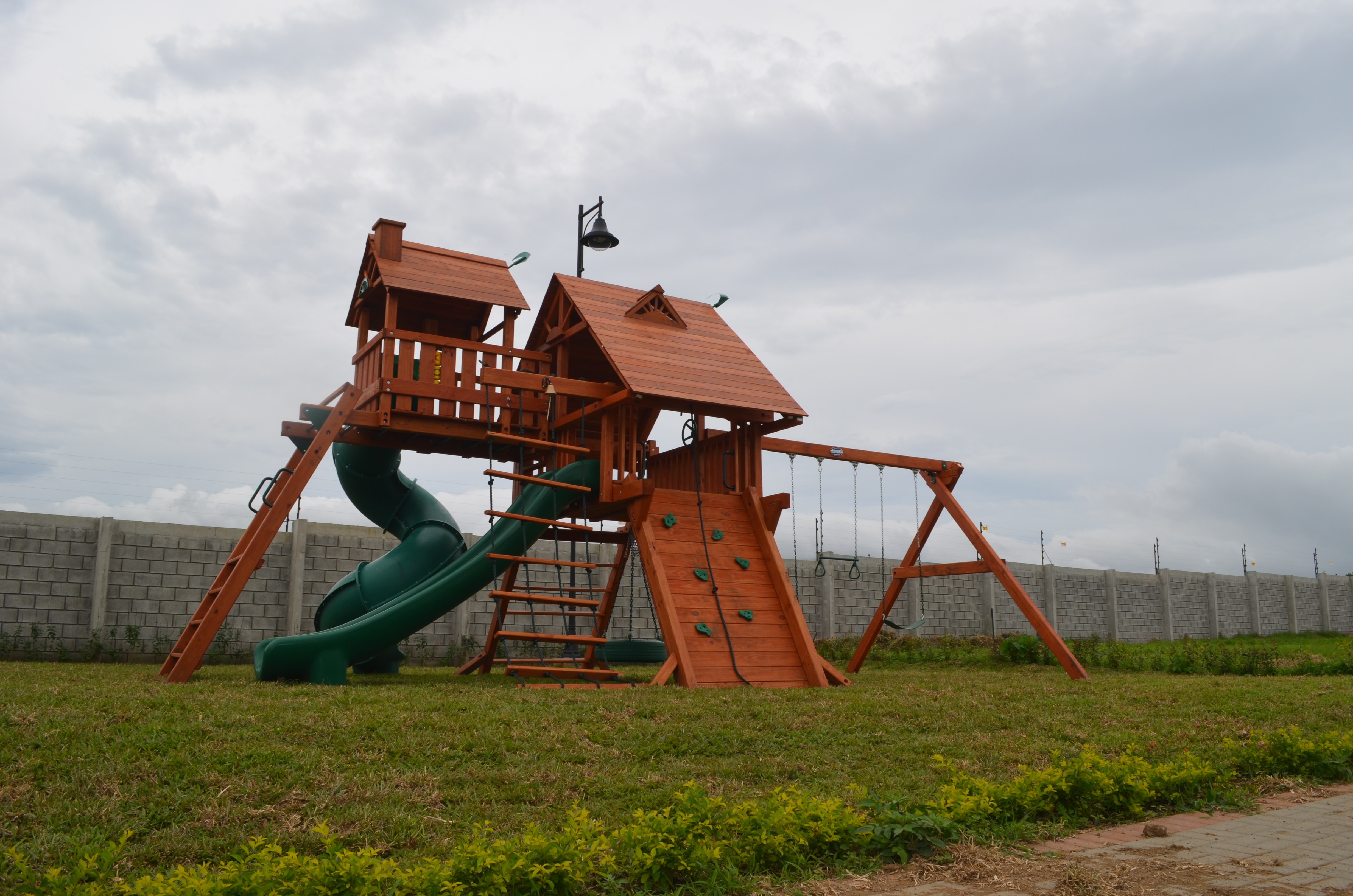 La Hacienda Residential Condominium