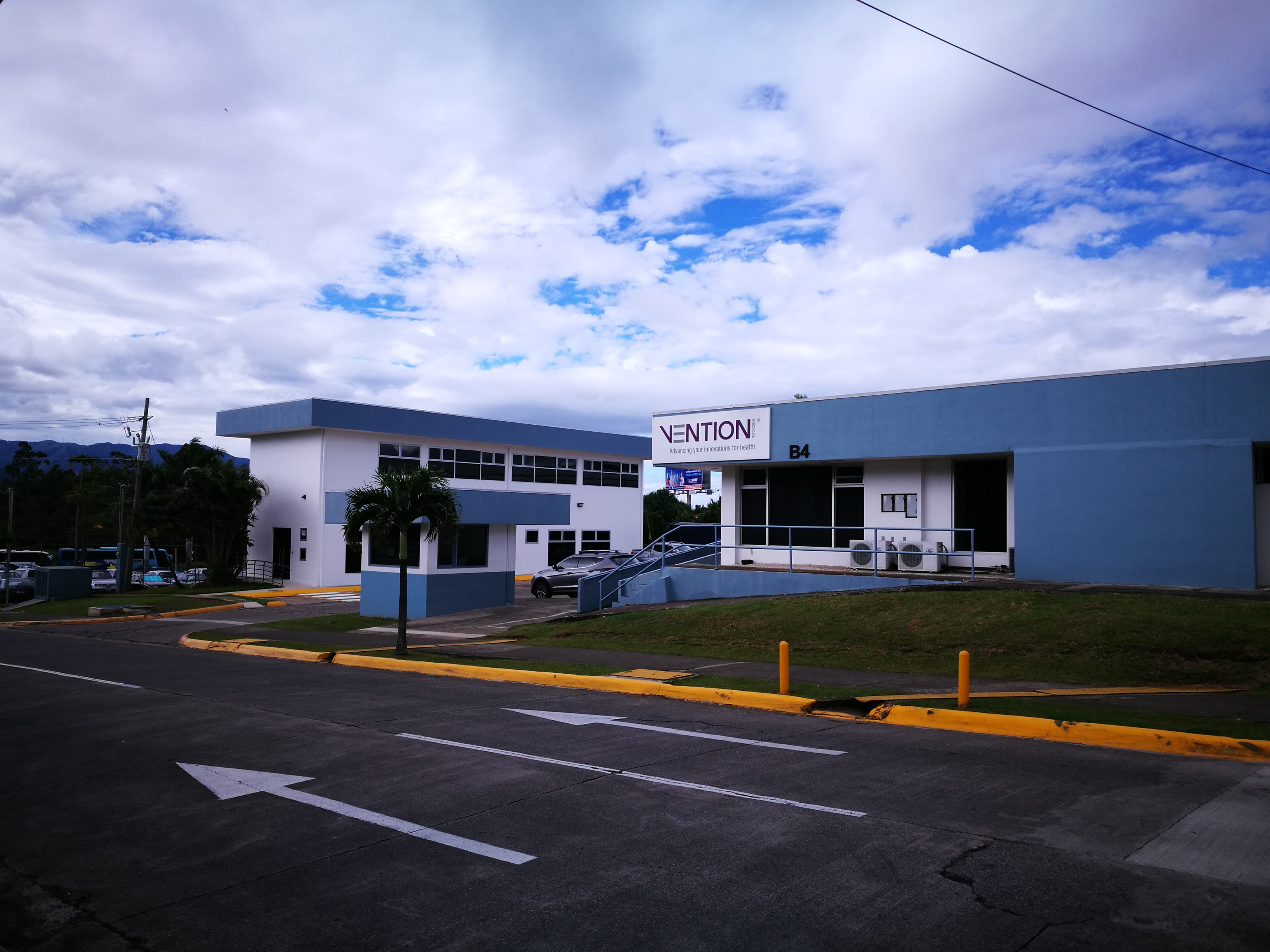 Viant Medical B4 - Image 1