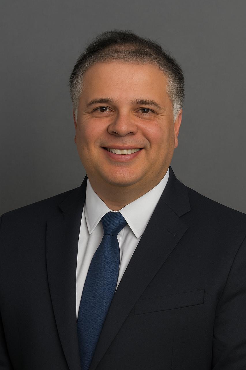 M.B.A. Jose Antonio Espinach M.